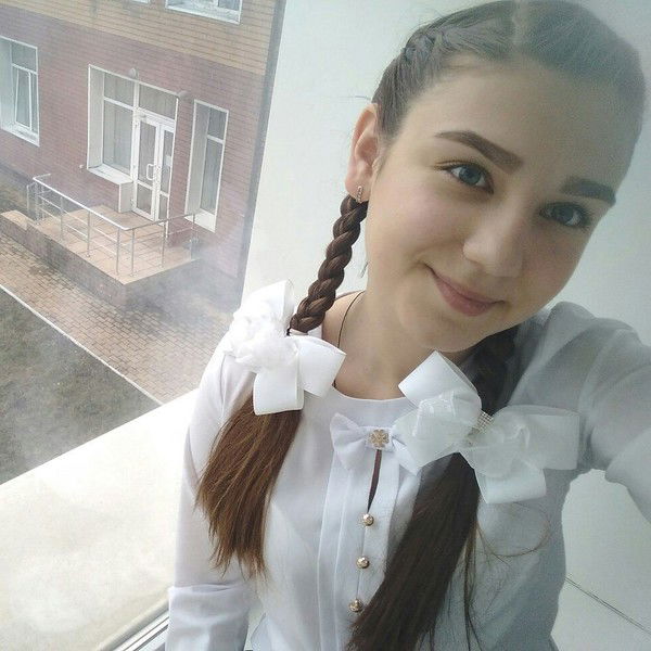 Юля Колбасова