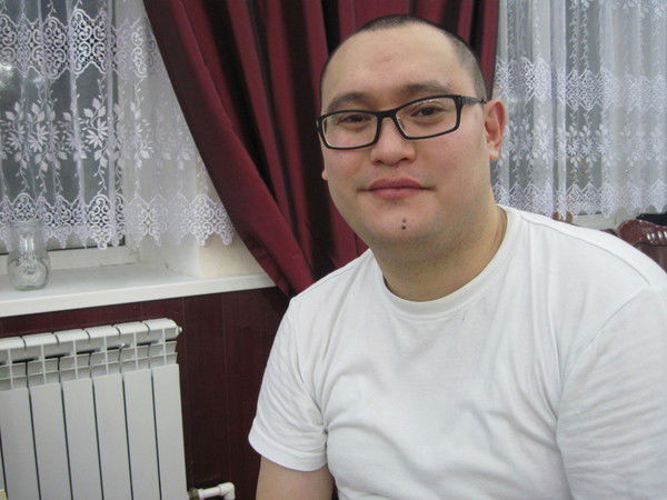 Азамат Шоланов