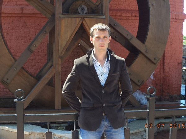 Александр Гузов