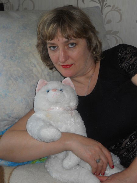 Елена Корчуганова