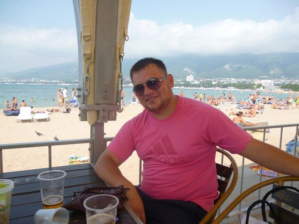 Артур Нугманов