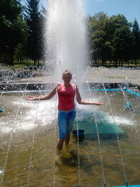 Лена Богдан