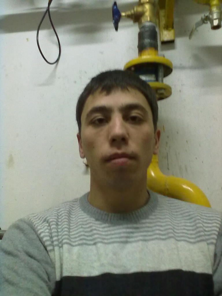 Александр Салиев