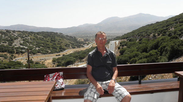 Виктор Бархатов