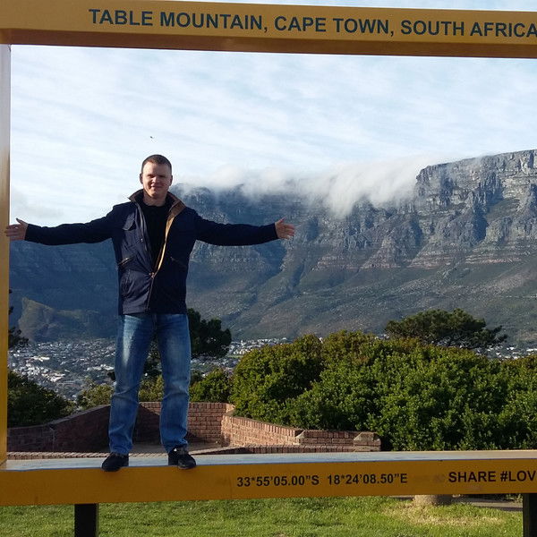 Максим Атрощенко