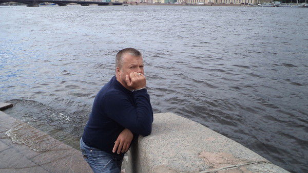 Игорь Петров