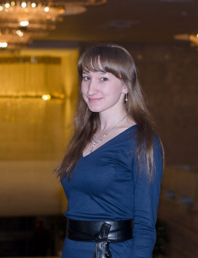 Алена Большова