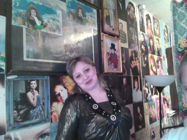 Ксюня Ломанова