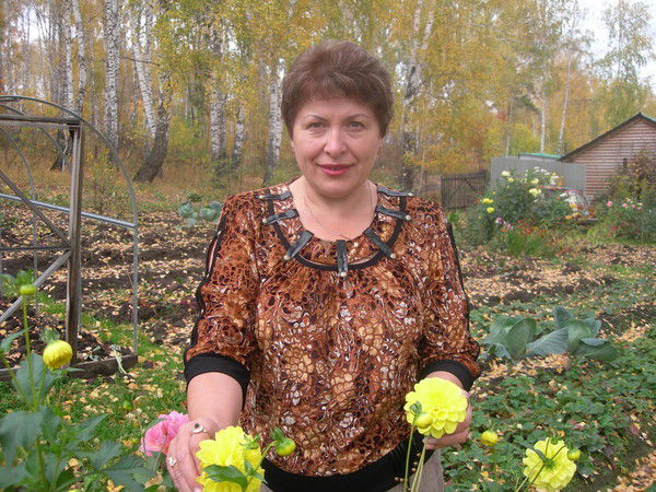 Елена Анохина