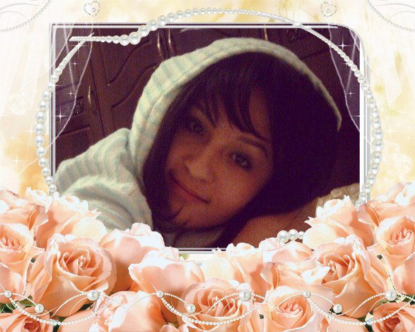 Брюнетка Рулит