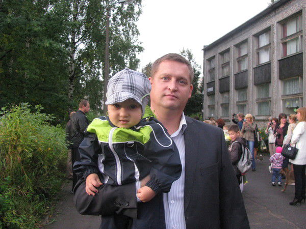 Андрей Леонов