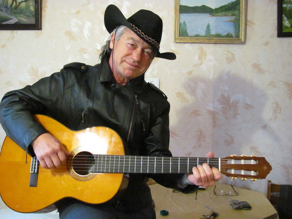 Михаил Аникин