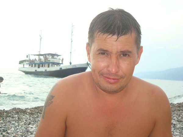 Руслан Хуснияров