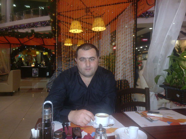 Акоб Амирханян