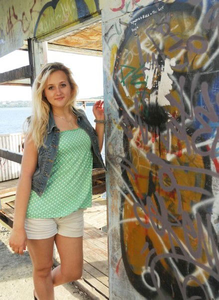 Іра Століцька