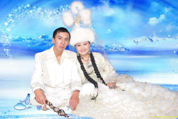 Әния Мәдекей