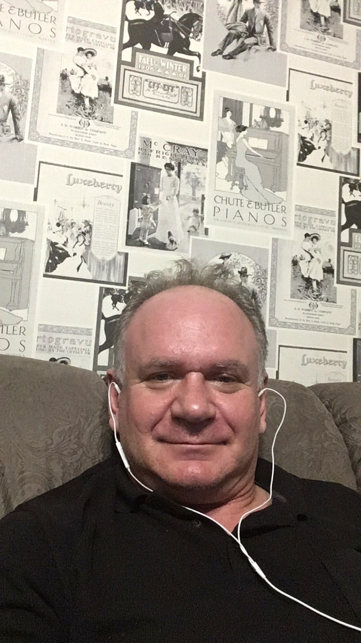 Руслан Лапшев