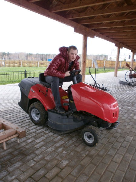 Толян Мынов