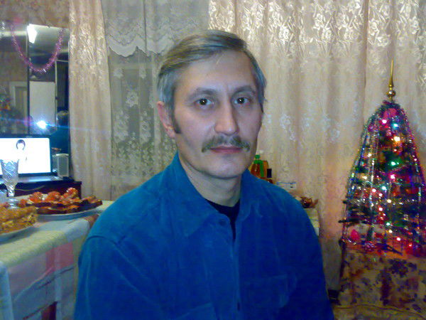 Виктор Енин