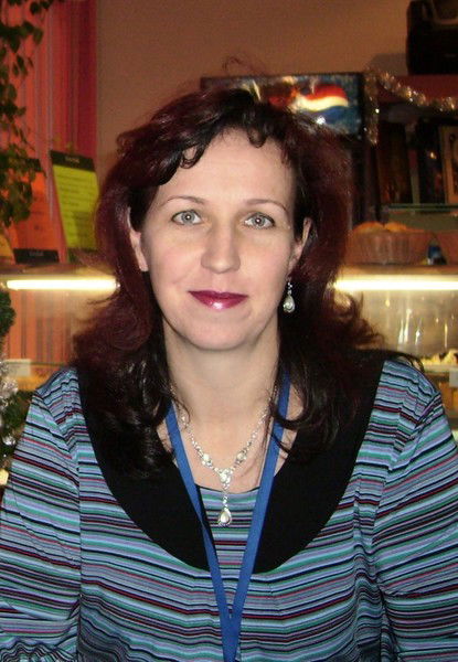 Елена Николаева