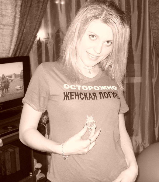 Анютка Артемьева