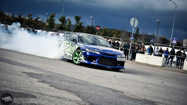 Автосалон Москва