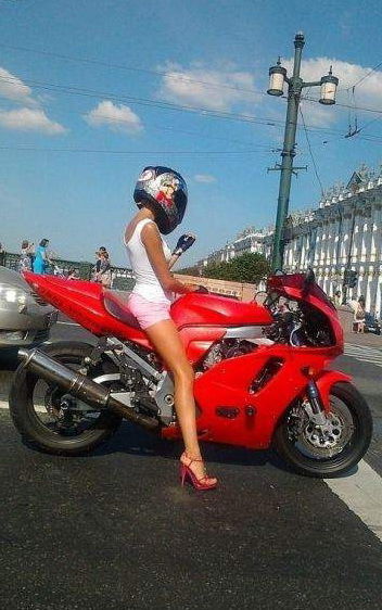 Надежда Нарочных