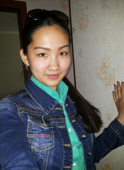 Айнаш Усенова