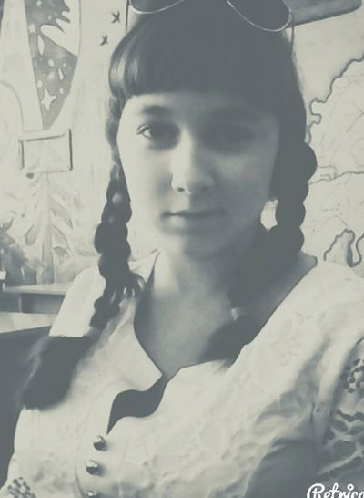 Ника Логинова