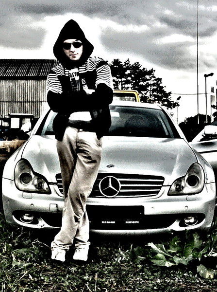 Саша Пономарёв