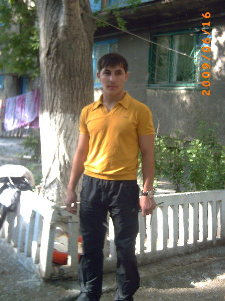 Рустам Гусейнов