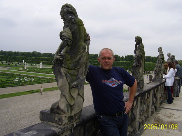 Александр Бондаренко