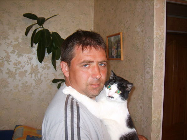 Евгений Белев