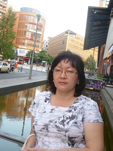 Асем Исаханова