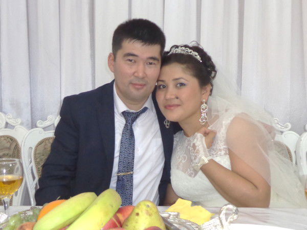 Акырыс Елеусинова