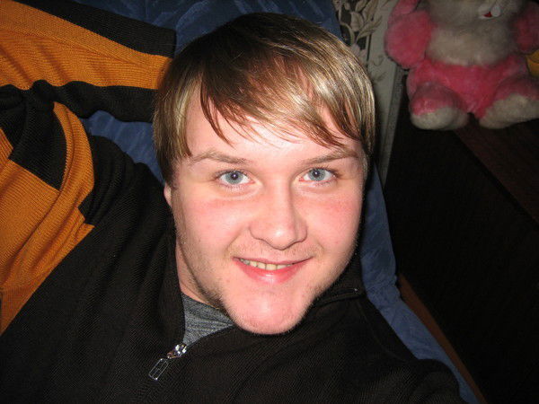 Михаил Никонов