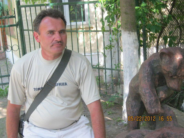 Анатолий Яницкий