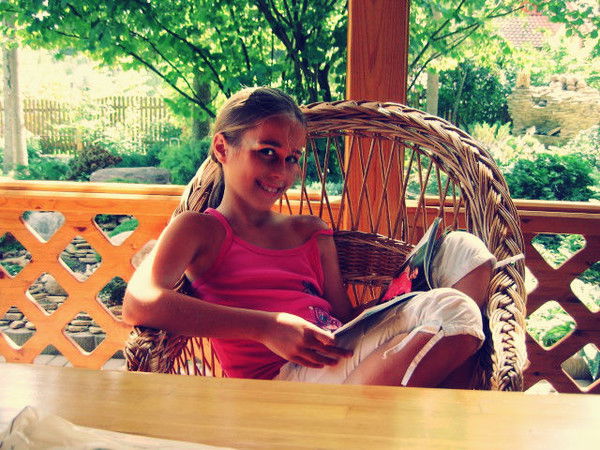 Света Белова