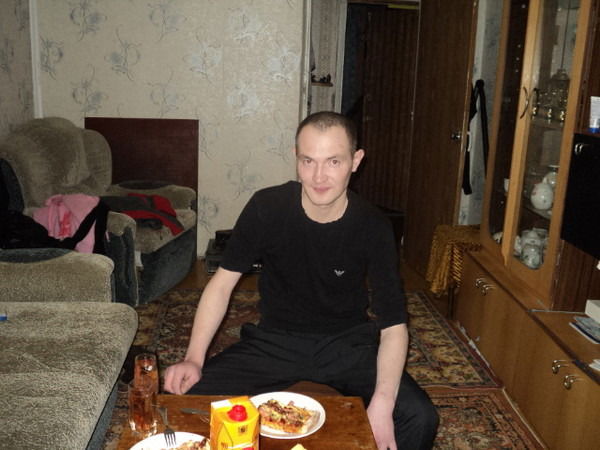 Рустам Султанов