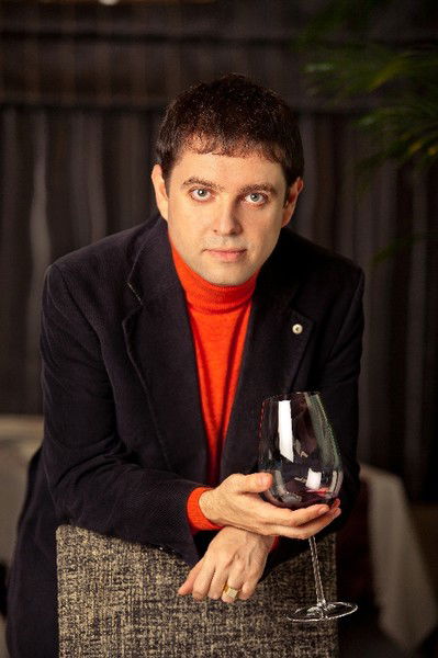 Александр Гнездилов