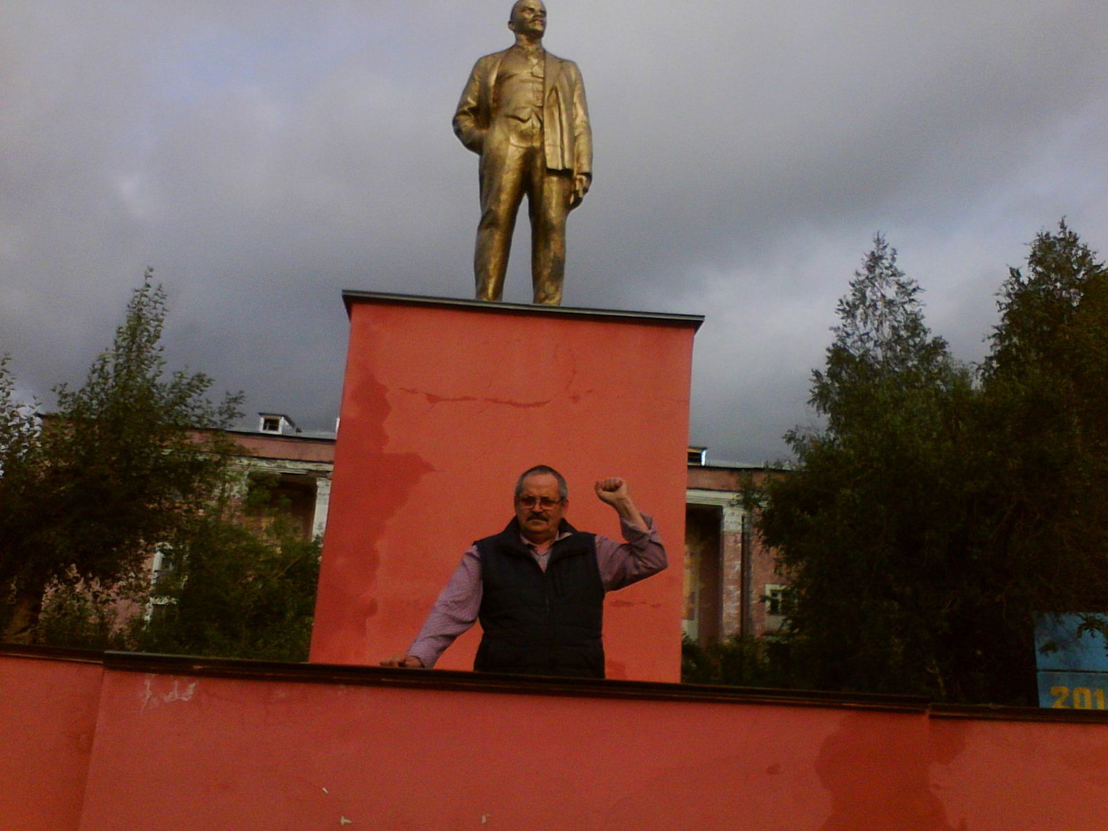 Константин Тараканов