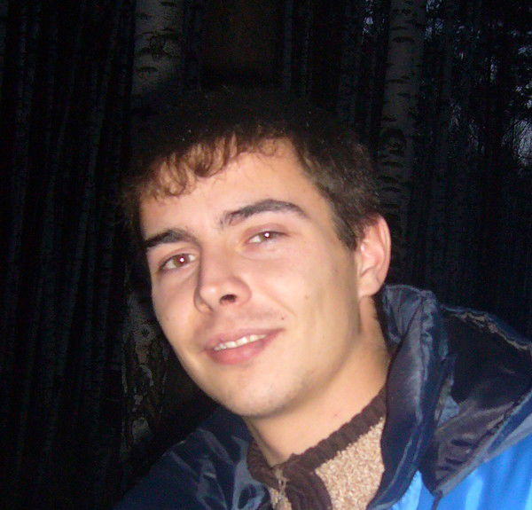 Андрей Макаров