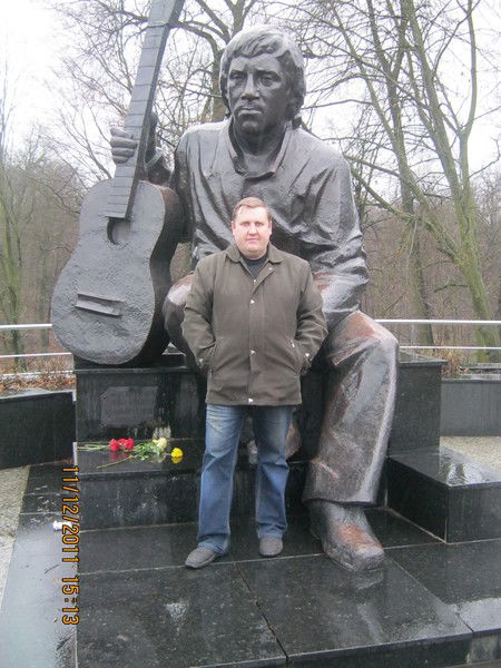 Анатолий Дементьев