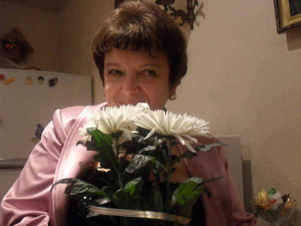 Лара Александрова