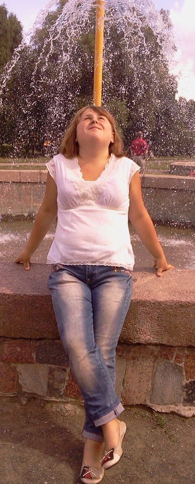 Юля Каламбет