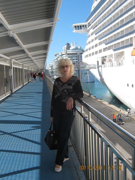 Лариса Большакова