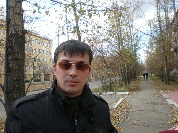 Роман Вологдин