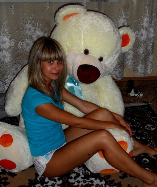 Ксюша Угневенко