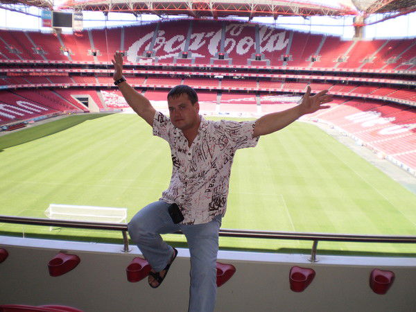 Дмитрий Максимов