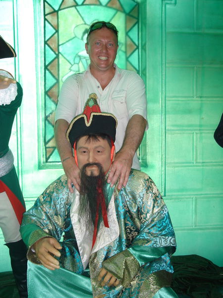 Мир Коноваленко